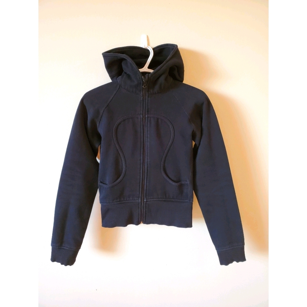 Size 2- Lululemon Scuba Hoodie